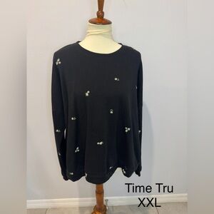 Time and Tru Black Crewneck Sweater with Daisy Embroidery